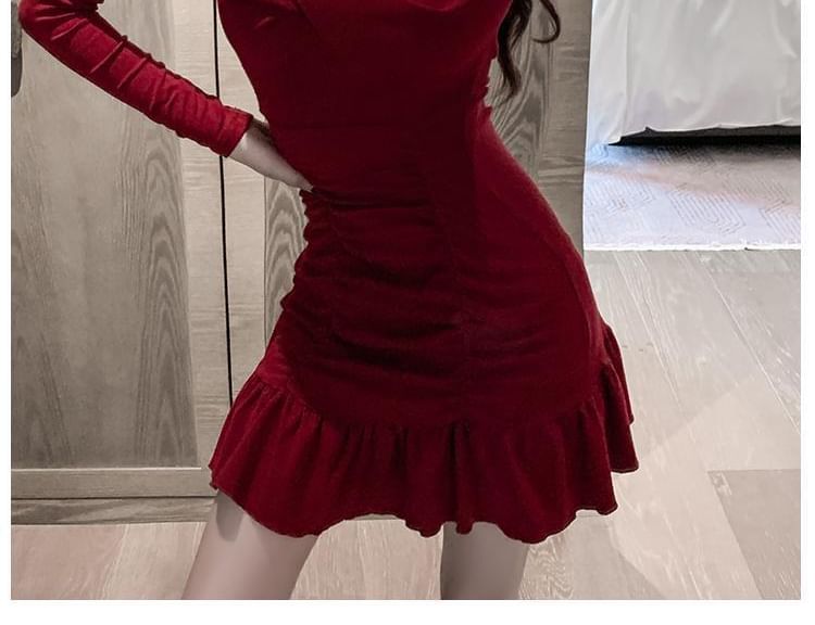 Long-Sleeve V-Neck Plain Mini Bodycon Dress SpreePicky