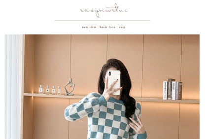 Set: Crew Neck Checkerboard Sweater + High Waist Mini Straight Skirt SpreePicky