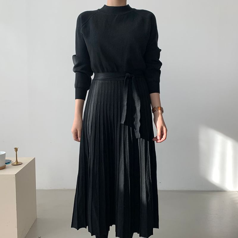 Long-Sleeve Mock Neck Plain Accordion Pleated Midi A-Line Knit Dress SpreePicky