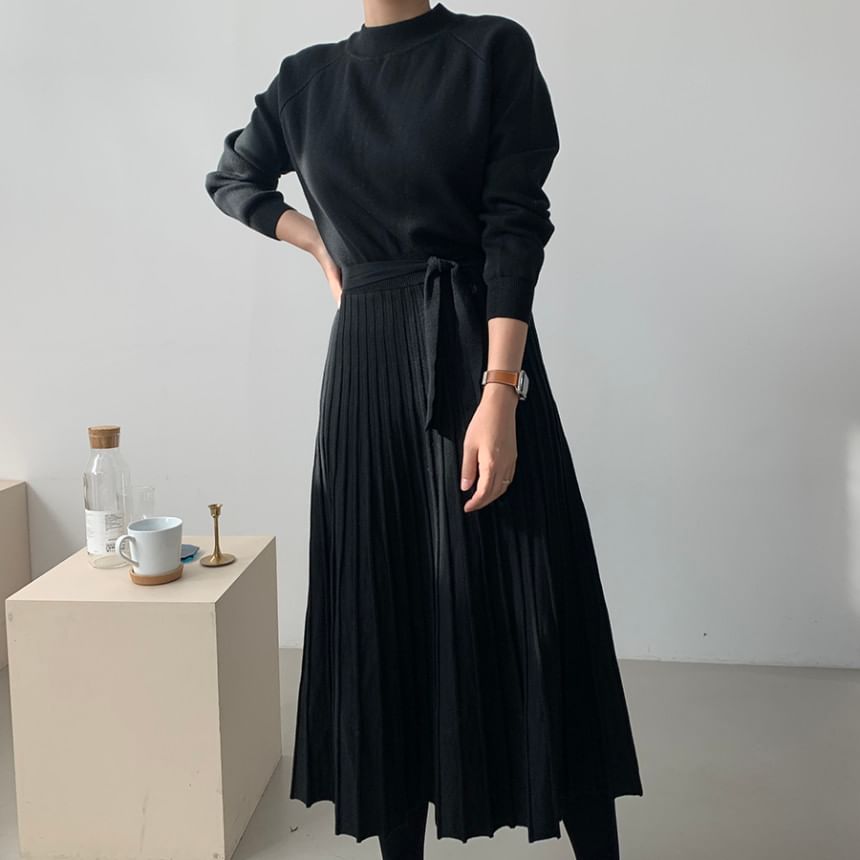 Long-Sleeve Mock Neck Plain Accordion Pleated Midi A-Line Knit Dress SpreePicky