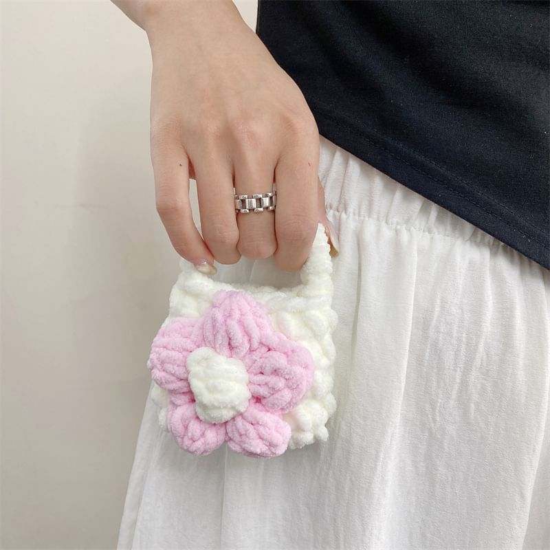 Floral Knit AirPods / Pro Earphone Case Skin SpreePicky