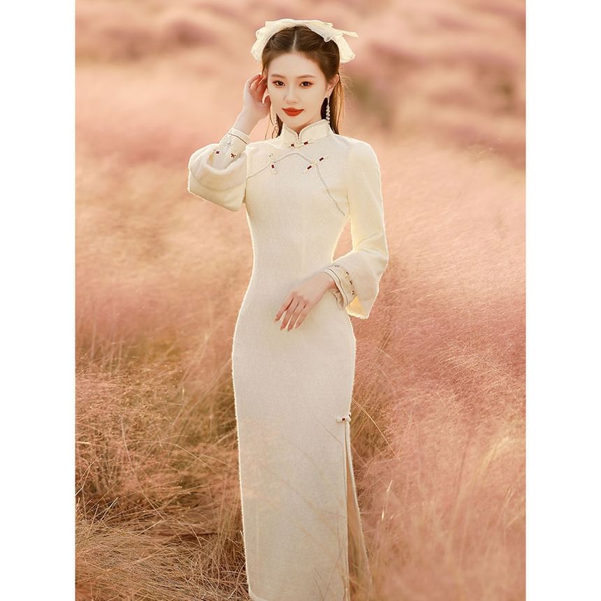 Long-Sleeve Embroidered Midi Qipao / Fluffy Trim Frog Button Vest SpreePicky