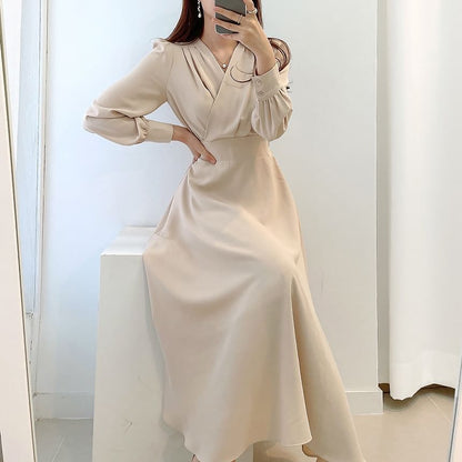 Long-Sleeve V-Neck Plain Midi A-Line Dress SpreePicky