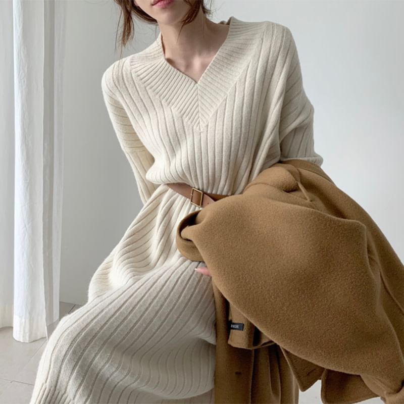 Long-Sleeve V-Neck Plain Ribbed Midi Sweater Dress SpreePicky