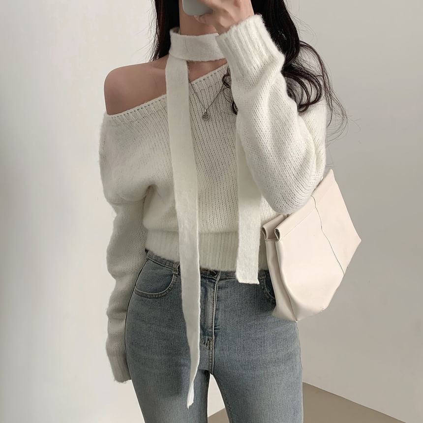 Set: Off-Shoulder Plain Sweater + Scarf SpreePicky