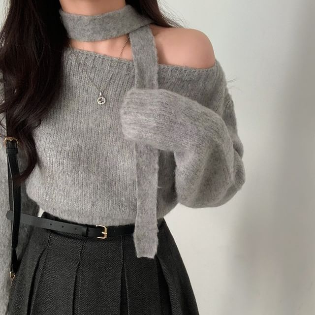 Set: Off-Shoulder Plain Sweater + Scarf SpreePicky