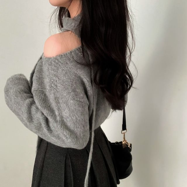 Set: Off-Shoulder Plain Sweater + Scarf SpreePicky