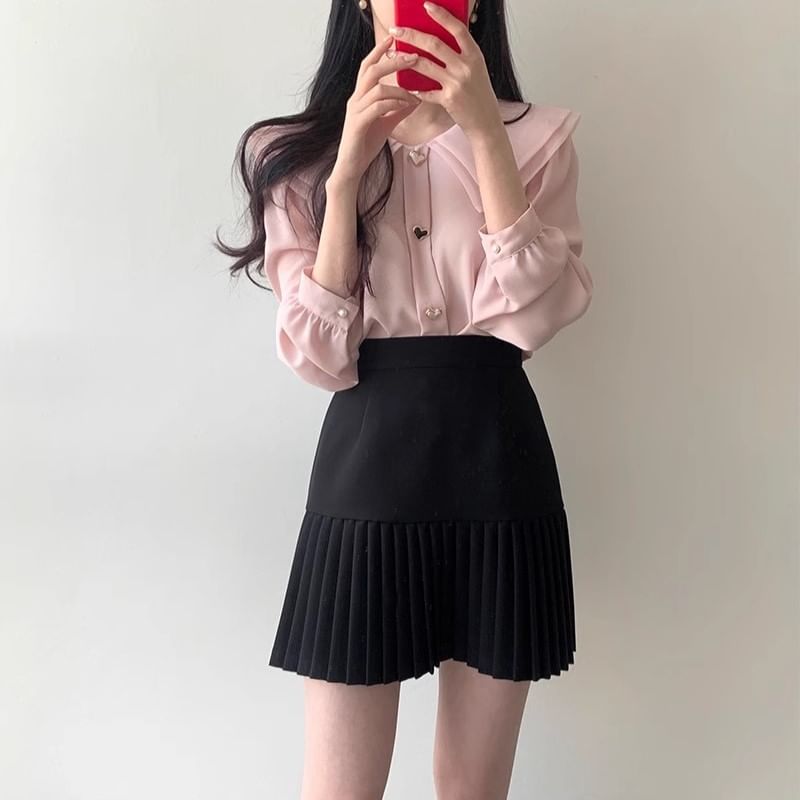 Long-Sleeve Plain Heart Button Blouse / High Waist Accordion Pleated Mini A-Line Skirt SpreePicky