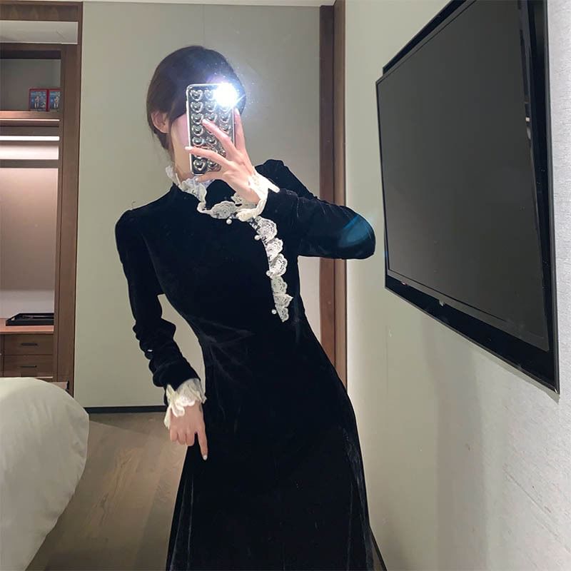 Long-Sleeve Lace Trim Velvet Midi Qipao Dress SpreePicky