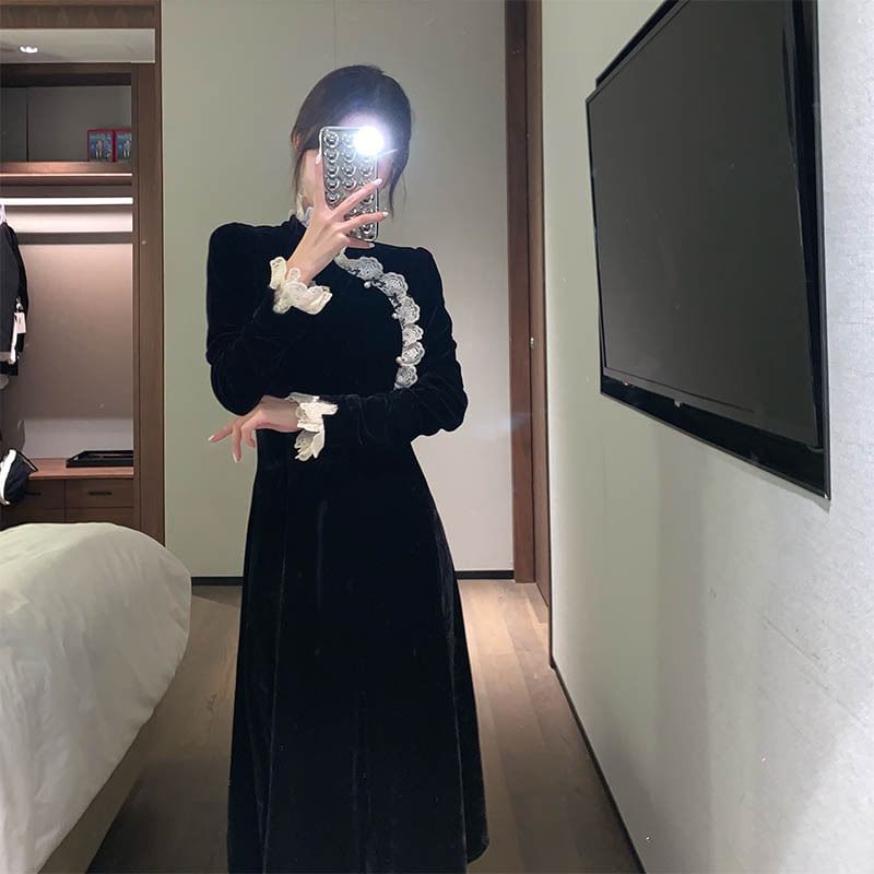 Long-Sleeve Lace Trim Velvet Midi Qipao Dress SpreePicky