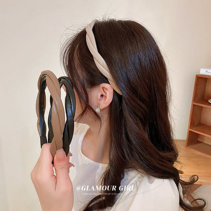 Helical Faux Leather Headband mySite