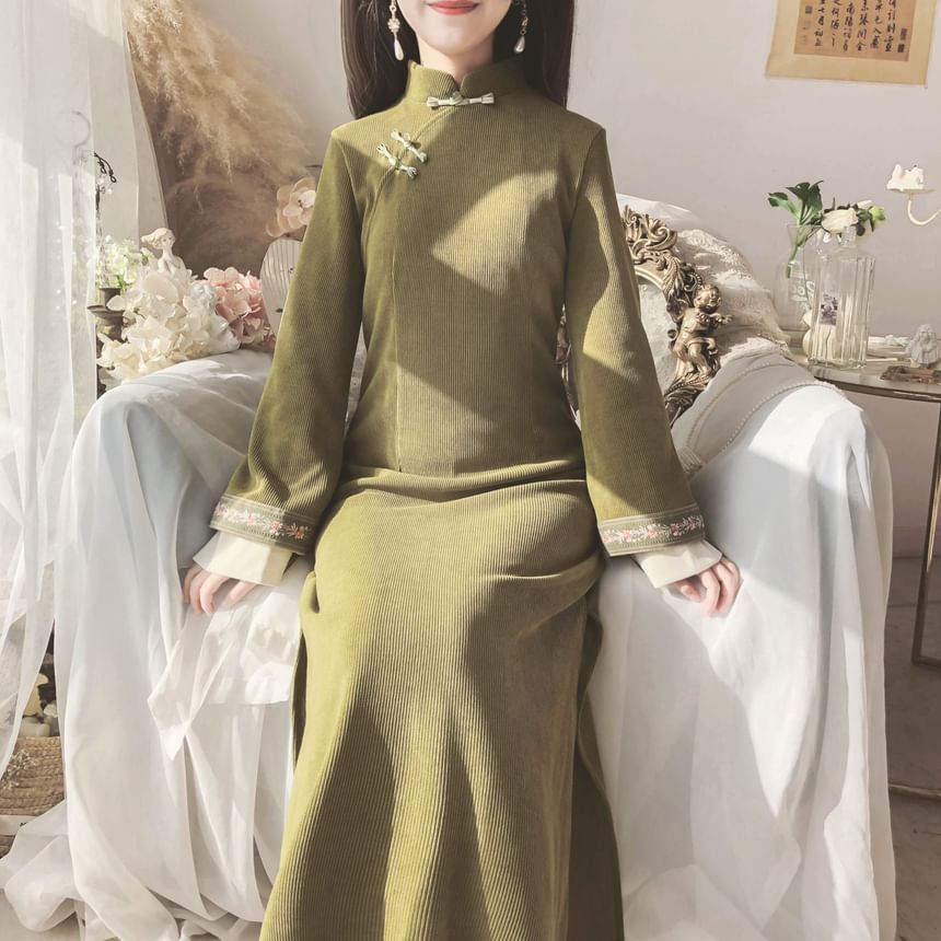 Set: Long-Sleeve Band Collar Embroidered Midi Qipao + Sleeveless Embroidered Midi Dress mySite