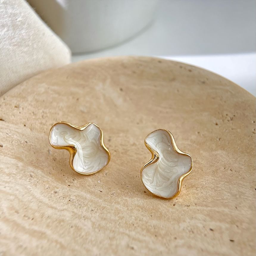 Enamel Stud Earring SpreePicky