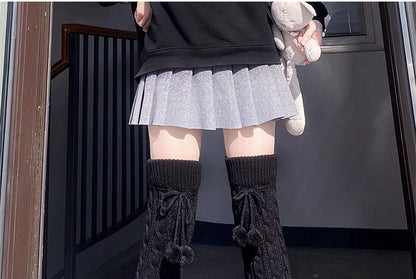 Pom Pom Leg Warmer mySite