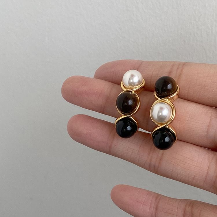 Faux Pearl Stud Earring SpreePicky