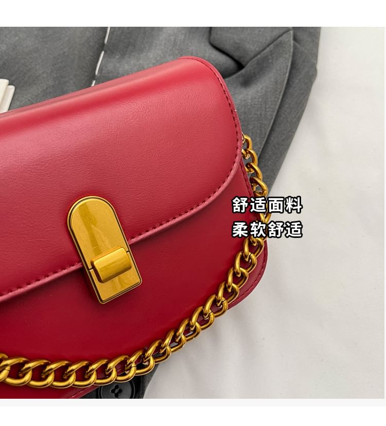 Chained Flap Crossbody Bag SpreePicky