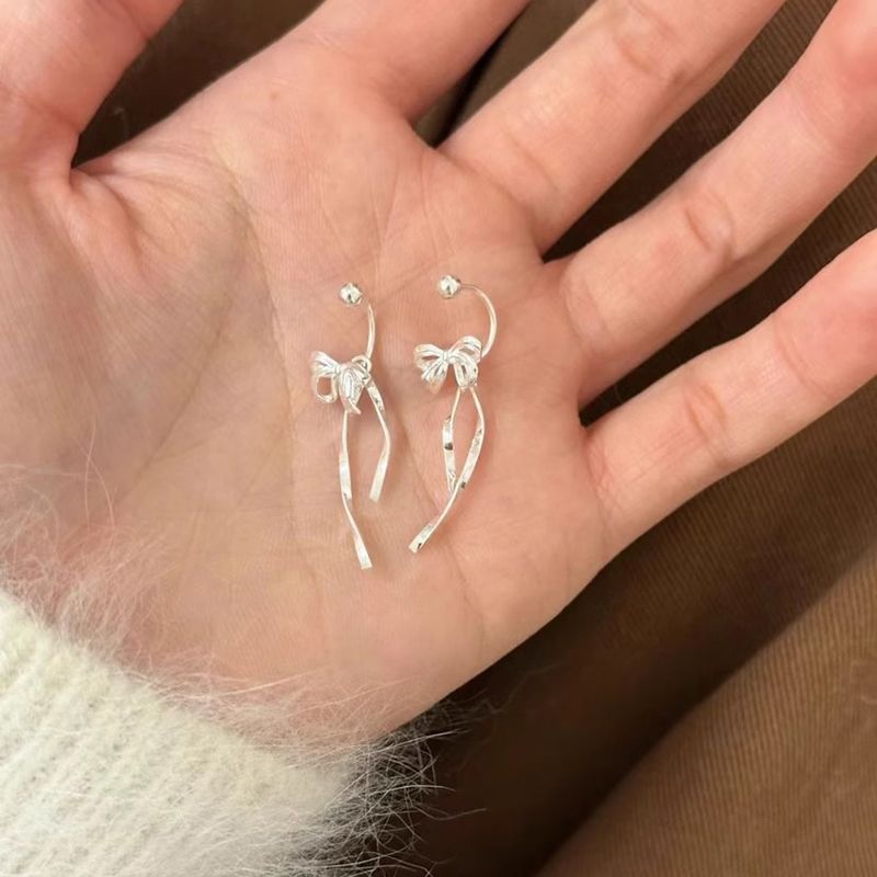 Bow Alloy Ear Jacket mySite