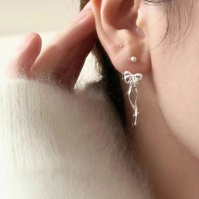 Bow Alloy Ear Jacket mySite