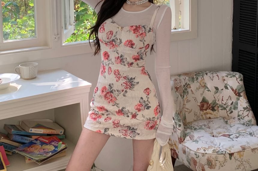 Spaghetti Strap Floral Print Lace Mini Sheath Dress / Long-Sleeve Round Neck Plain T-Shirt SpreePicky