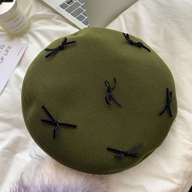 Bow Accent Beret SpreePicky