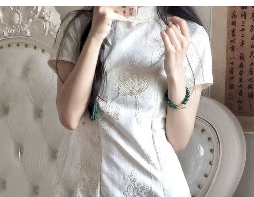 Elbow-Sleeve Band Collar Floral Embroidered Midi Qipao SpreePicky