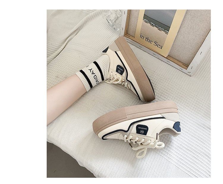 Platform Color Block Applique Faux Leather Lace-Up Sneakers SpreePicky