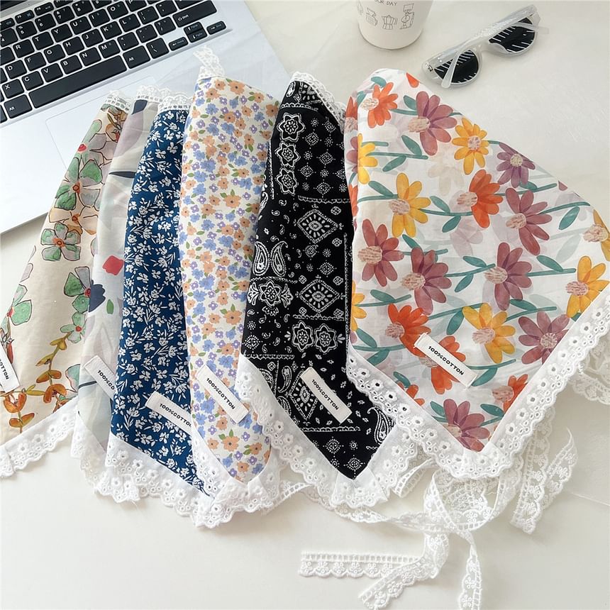 Print Lace Trim Headkerchief SpreePicky