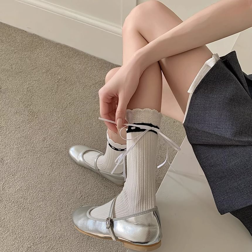 Plain Scallop Trim Bow Socks mySite