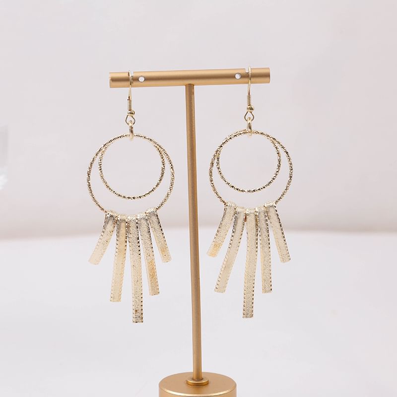 Metal Dangle Earring SpreePicky