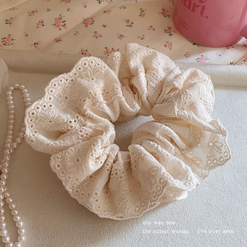 Eyelet Lace Scrunchie SpreePicky