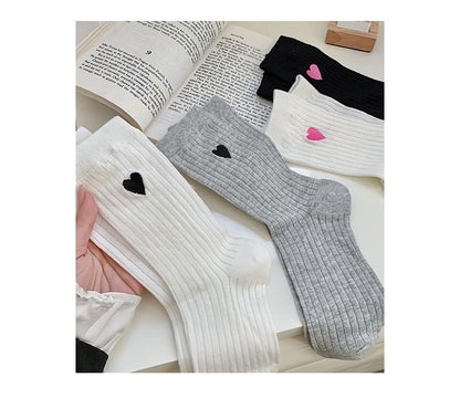 Heart Embroidered Socks Set SpreePicky