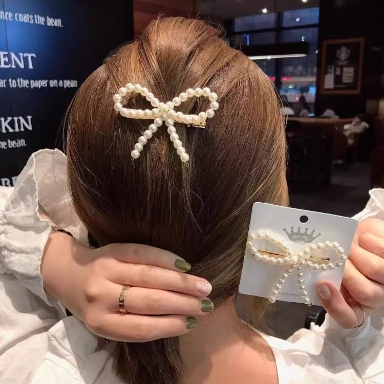 Bow Faux Pearl Hair Clip SpreePicky