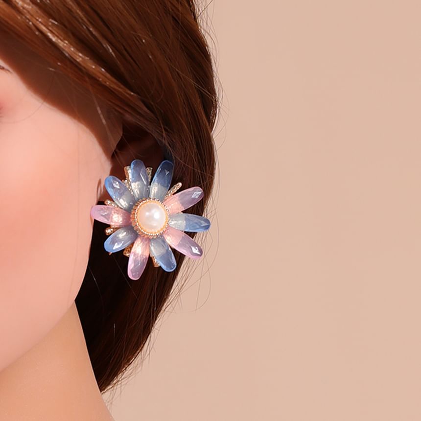 Floral Faux Pearl Acrylic Stud Earring SpreePicky