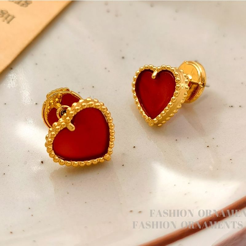 Heart Resin Alloy Stud Earring SpreePicky