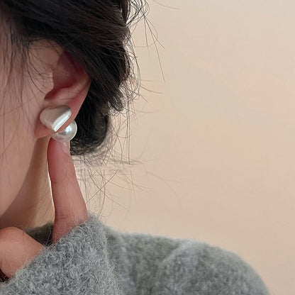 Heart Brushed Faux Pearl Alloy Ear Jacket mySite