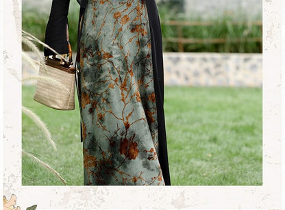 Set: Spaghetti Strap Floral Panel Midi A SpreePicky