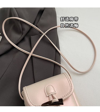 Plain Toggle Faux Leather Mobile Phone Crossbody Bag mySite