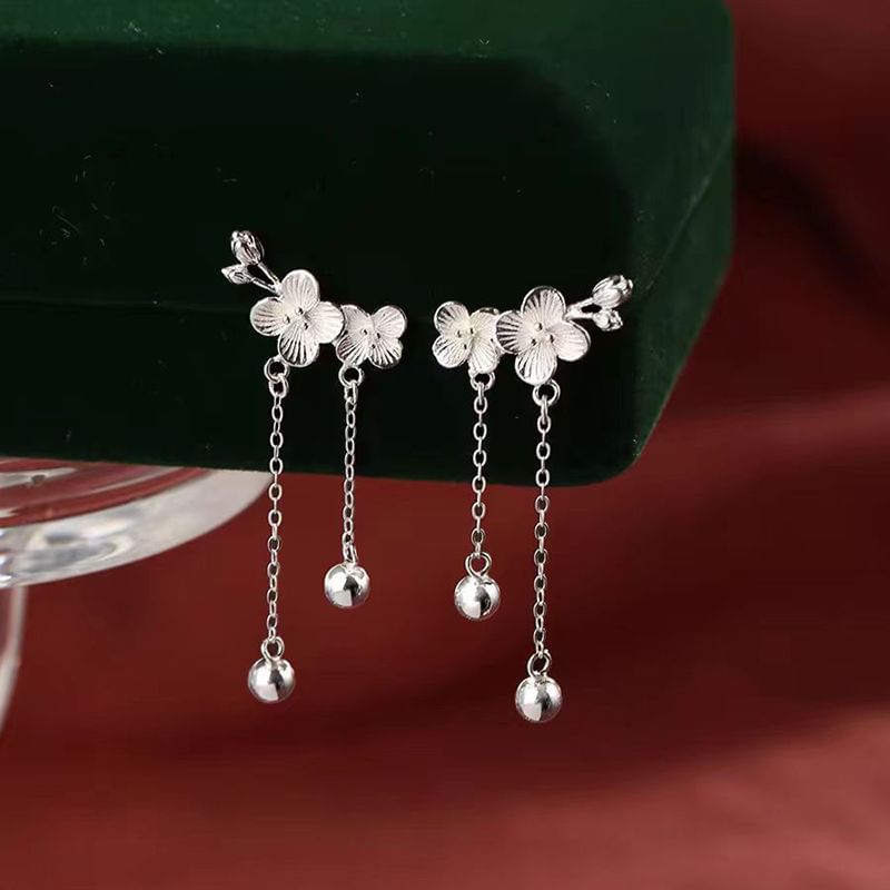 Floral Alloy Asymmetrical Dangle Earring mySite