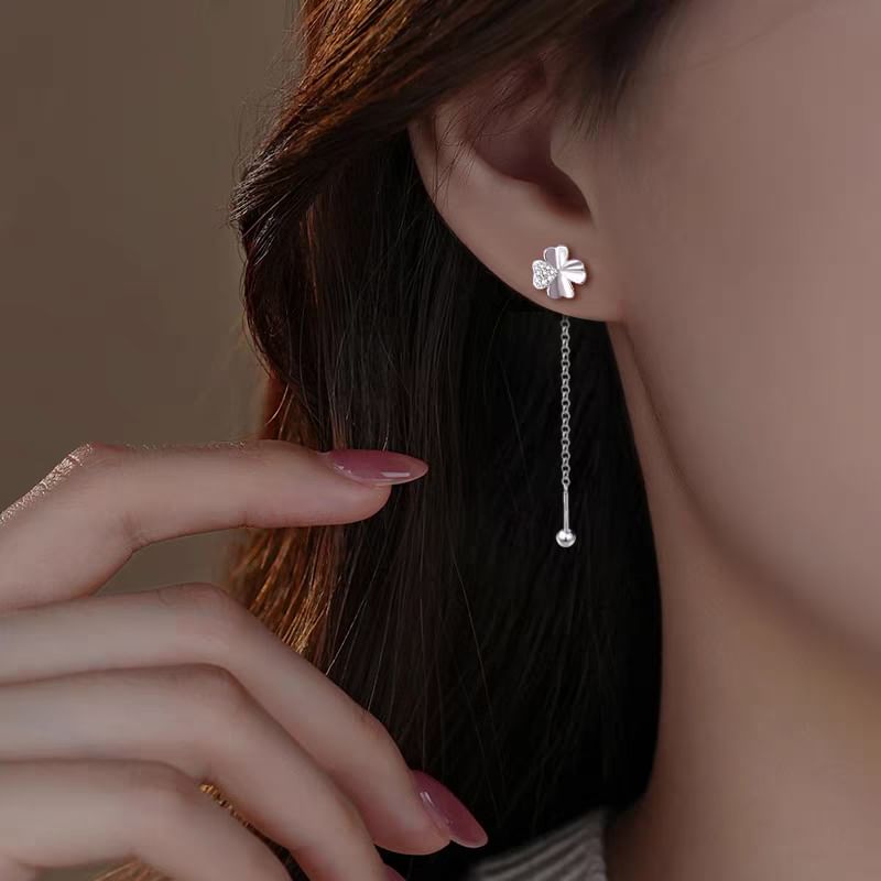 Clover Rhinestone Alloy Dangle Earring mySite