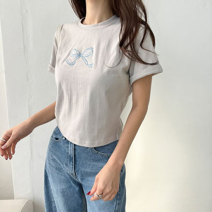 Short-Sleeve Round Neck Bow Embroidered Tee SpreePicky