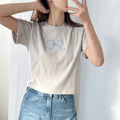 Short-Sleeve Round Neck Bow Embroidered Tee SpreePicky