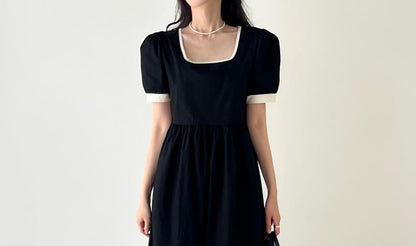 Short-Sleeve Square Neck Two Tone Midi A-Line Dress SpreePicky