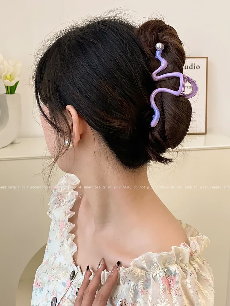 Faux Pearl Wavy Alloy Hair Clamp SpreePicky