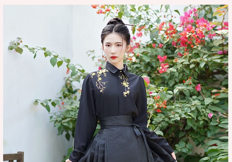 Flower Embroidered Shirt / High Rise Dragon Print Maxi Ma Mian Skirt / Arm Sleeves SpreePicky