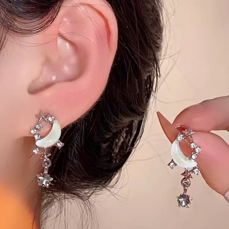 Moon Drop Earring mySite