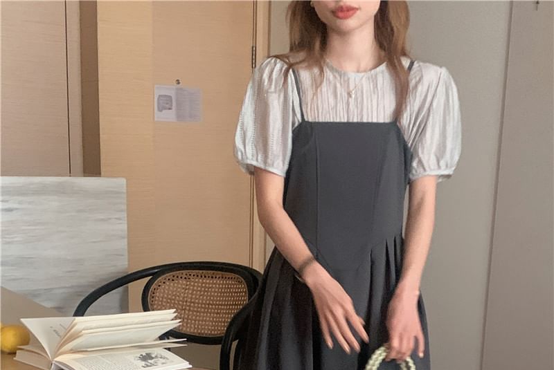 Short-Sleeve Plain Blouse / Spaghetti Strap Plain Midi A-Line Dress mySite