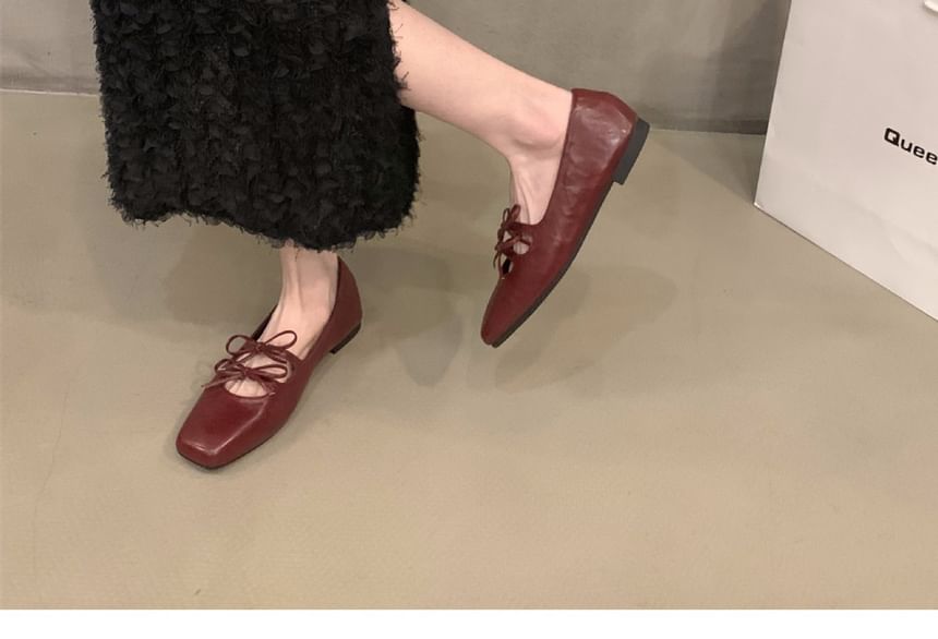 Square-Toe Flats With Bow SpreePicky