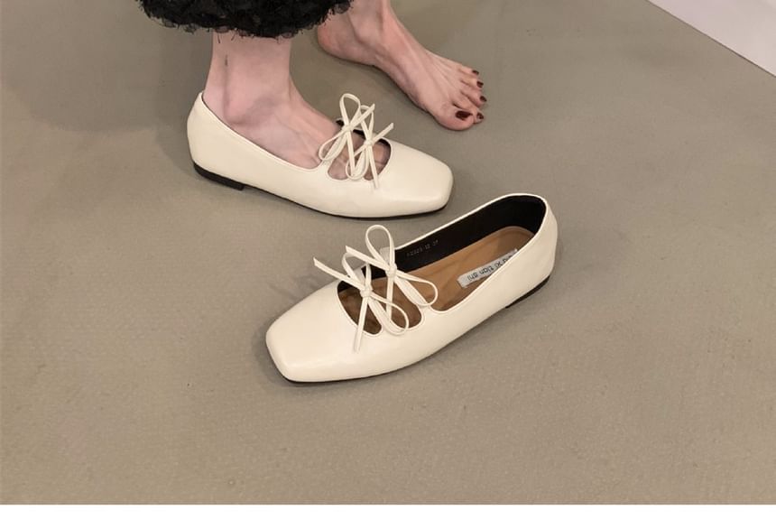 Square-Toe Flats With Bow SpreePicky