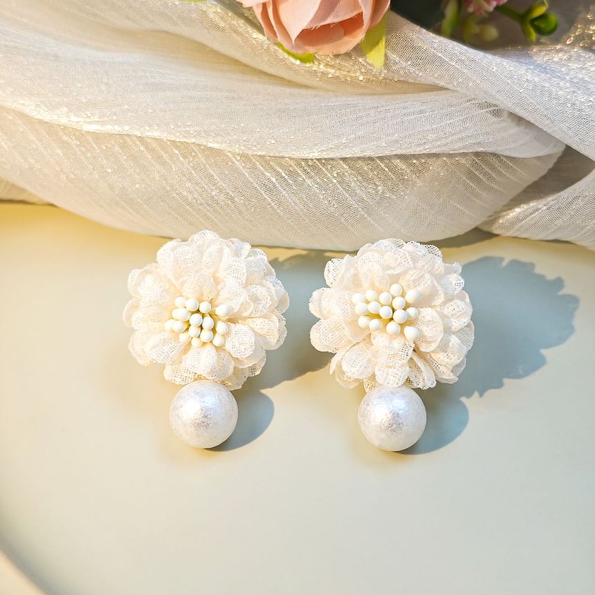 Elegant Flower Pearl Drop Earrings SpreePicky