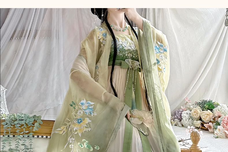 Floral Embroidered Hanfu Maxi Dress / Embroidered Light Jacket / Set SpreePicky